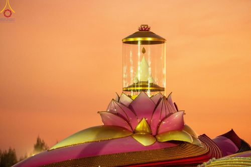 ภาพ No.198265:พิธีต้อนรับพระธรรมยาตรา ณ อนุสรณ์สถานลำดับที่ 5 สถานที่เผยแผ่วิชชาธรรมกายครั้งแรก อนุสรณ์สถานบางปลา วัดบางปลา อำเภอบางเลน จังหวัดนครปฐม ในโครงการธรรมยาตรา กตัญญูบูชา มหาปูชนียาจารย์ พระมงคลเทพมุนี(สด จนฺทสโร) พระผู้ปราบมาร ปีที่ 13 วัน 19 มกราคม พ.ศ.2568