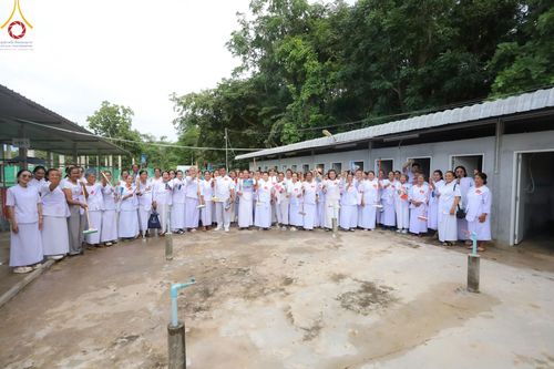 ภาพ No.158403:โครงการอบรมอุบาสก อุบาสิกาแก้ว  ตัวแทนทอดกฐิน 30,000 วัด ทั่วไทย บูชาธรรม 80 ปี หลวงพ่อธัมมชโย ระหว่างวันที่ 20-22 กันยายน พ.ศ. 2567 ณ จังหวัดบุรีรัมย์ รุ่นที่ 3