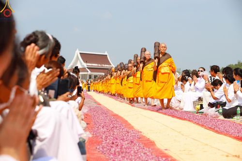 ภาพ No.129133:พระธรรมยาตราเดินธรรมยาตรา ณ ชุมชนรอบศูนย์ปฏิบัติธรรมภาคใต้ อ.บางกล่ำ จ.สงขลา วันที่ 10 มีนาคม พ.ศ. 2567