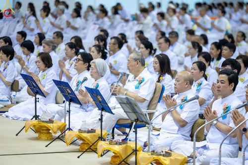 ภาพ No.150226:พิธีทอดผ้าป่าสมทบกฐินวัดพระธรรมกาย และสมทบกฐิน 30,000 วัดทั่วไทย ครั้งที่ 1 เนื่องในวันธรรมชัย 27 สิงหาคม พ.ศ.2567 ณ สภาธรรมกายสากล วัดพระธรรมกาย