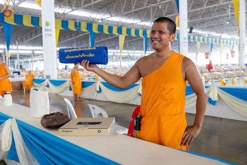 ภาพ No.60652:V.38 ทุ่มพลังเพื่อพ่อครบ 80 ปี ภาพการเตรียมงานของหน่วยงานต่างๆ เพื่อพิธีฉลองอายุวัฒนมงคล 80 ปี หลวงพ่อธัมมชโย และรับถวายมหาสังฆทาน 10,000 กว่าวัดทั่วประเทศ ในวันคุ้มครองโลก วันจันทร์ที่ 22 เมษายน พ.ศ. 2567