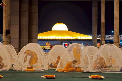 ภาพ No.225186:วันที่ 20 - 27 เมษายน พ.ศ. 2568 "ภาพแห่งความปลื้มที่ไม่มีวันจบ" คณะสงฆ์สามเณร เจ้าหน้าที่ และสาธุชน ร่วมแรงร่วมใจกันเตรียมงานและเก็บงาน เพื่อวันคุ้มครองโลก พิธีถวายมหาสังฆทานคณะสงฆ์ 40,000 กว่าวัดทั่วประเทศ