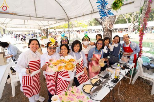 ภาพ No.193995:วัดพระธรรมกาย จัดงานวันเด็กแห่งชาติ ประจำปี พ.ศ.2568 ออกร้านอาหาร 200 ร้าน มอบของขวัญหลายหมื่นชิ้น วันที่ 12 มกราคม พ.ศ. 2568 วัดพระธรรมกาย อ.คลองหลวง จ.ปทุมธานี