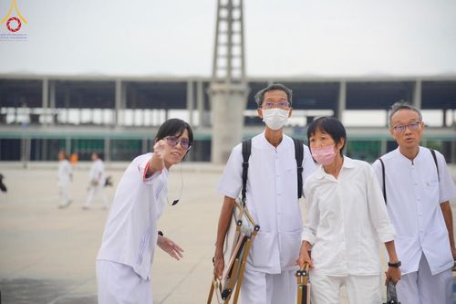 ภาพ No.138158:V.42 ก่อน กลาง เก็บ บุญวันวิสาขบูชา การเตรียมงาน การปฏิบัติงาน และการเก็บงาน ของเจ้าหน้าที่หน่วยงานต่างๆ วันวิสาขบูชา พุธที่ 22 พฤษภาคม พ.ศ. 2567