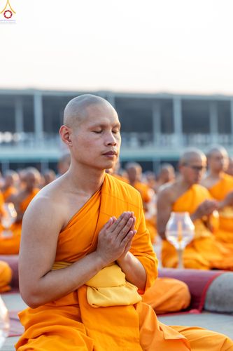 ภาพ No.307451:วันที่ 31 มกราคม พ.ศ. 2569 พิธีจุดประทีปธรรมถวายเป็นพุทธบูชา  และบูชาธรรมมหาปูชนียาจารย์ (ภาพชุดที่ 2) ณ วัดพระธรรมกาย ปทุมธานี ในโครงการธรรมยาตรา กตัญญูบูชา มหาปูชนียาจารย์ พระมงคลเทพมุนี(สด จนฺทสโร) พระผู้ปราบมาร อนุสรณ์สถาน 7 แห่ง ปีที่ 14