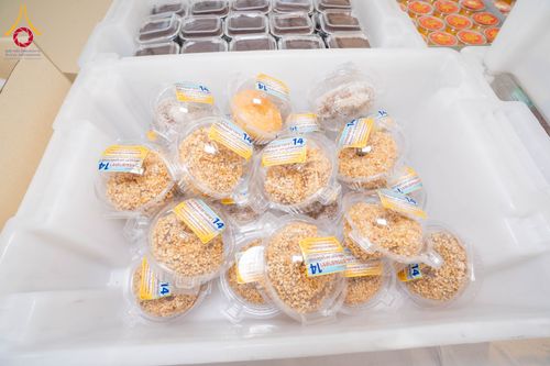 ภาพ No.301878:วันที่ 24 มกราคม พ.ศ. 2569 พิธีถวายภัตตาหารเป็นสังฆทาน แด่พระธรรมยาตรา ณ อนุสรณ์สถานบางปลา วัดบางปลา อำเภอบางเลน จังหวัดนครปฐม ในโครงการธรรมยาตรา กตัญญูบูชา มหาปูชนียาจารย์ พระมงคลเทพมุนี(สด จนฺทสโร) พระผู้ปราบมาร อนุสรณ์สถาน 7 แห่ง ปีที่ 14