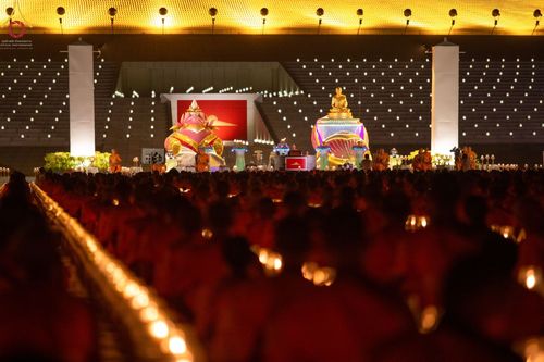 ภาพ No.75314:พิธีจุดประทีปถวายเป็นพุทธบูชา และบูชาธรรมมหาปูชนียาจารย์ ในโครงการธรรมยาตรากตัญญูบูชา มหาปูชนียาจารย์ พระมงคลเทพมุนี(สด จนฺทสโร) พระผู้ปราบมาร ปีที่ 11 ณ อนุสรณ์สถานลำดับที่ 7 สถานที่ขยายวิชชาธรรมกาย วัดพระธรรมกาย จ.ปทุมธานี วันที่ 31 มกราคม พ.ศ. 2566