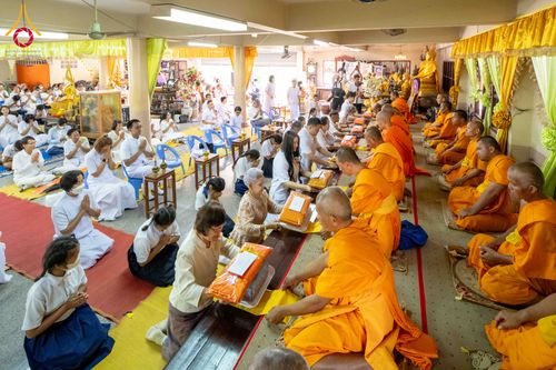 ภาพ No.304346:วันที่ 27 มกราคม พ.ศ. 2569 พิธีทอดผ้าป่าทำนุบำรุงศาสนสถาน ณ วัดไทยเจริญ อ.บางกรวย จ.นนทบุรี ในโครงการธรรมยาตรา กตัญญูบูชา มหาปูชนียาจารย์ พระมงคลเทพมุนี(สด จนฺทสโร) พระผู้ปราบมาร อนุสรณ์สถาน 7 แห่ง ปีที่ 14