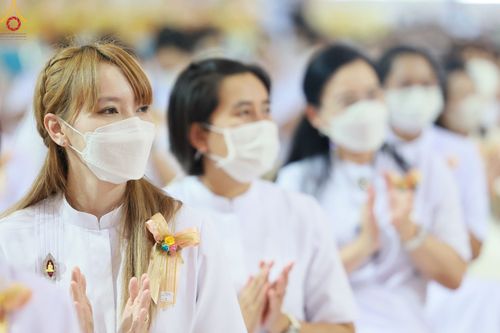 ภาพ No.85293:พิธีมุทิตาสักการะพระภิกษุ ผู้สอบได้เปรียญธรรม ๙ ประโยคระดับโลก, พิธีมอบโล่เกียรติยศและทุนการศึกษา สำนักเรียนบาลีดีเด่นทั่วประเทศ ในวันสมาธิโลก อาทิตย์ที่ 6 สิงหาคม พ.ศ. 2566 ณ สภาธรรมกายสากล วัดพระธรรมกาย