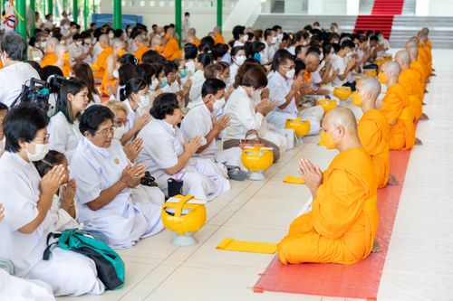 ภาพ No.82737:พิธีเวียนประทักษิณ, พิธีวันทาเจดีย์ ณ มหาธรรมกายเจดีย์  พิธีบรรพชาหมู่พระพี่เลี้ยงเข้าพรรษา, ธรรมทายาทอุดมศึกษา รุ่นที่ 50(ภาคฤดูฝน) และธรรมทายาทพุทธศาสตร์สากล รุ่นที่ 7 (ภาคฤดูฝน) วันเสาร์ที่ 17 มิถุนายน พ.ศ. 2566 ณ  โบสถ์พระไตรปิฎก วัดพระธรรมกาย จ.ปทุม