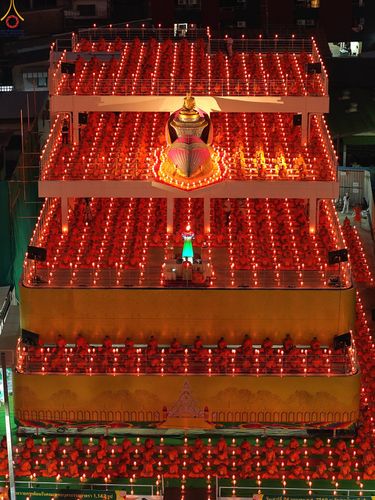 ภาพ No.302940:วันที่ 24 มกราคม พ.ศ. 2569 พิธีจุดประทีปธรรมถวายเป็นพุทธบูชา  และบูชาธรรมมหาปูชนียาจารย์  ณ อาคารธรรมยาตรา กตัญญูบูชามหาปูชนียาจารย์  ตรงข้ามวัดปากน้ำภาษีเจริญ จ.กรุงเทพมหานคร ในโครงการธรรมยาตรา กตัญญูบูชา มหาปูชนียาจารย์ พระมงคลเทพมุนี(สด จนฺทสโร) พระผู