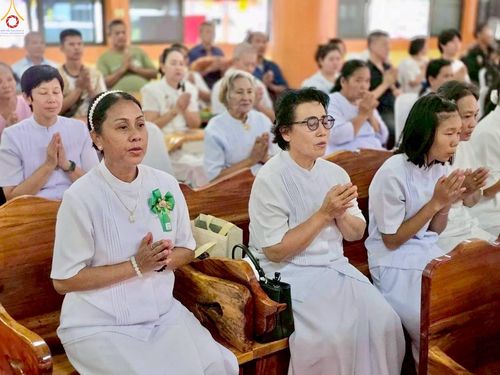 ภาพ No.282938:วันที่ 1 พฤษจิกายน พ.ศ.2568 พิธีทอดกฐินสามัคคีทั่วไทย 30,000 วัด  โดยคณะศิษยานุศิษย์ บูชาธรรม 81 ปี  หลวงพ่อธัมมชโย ณ วัดโปร่งเกตุ อ.บ่อทอง จ.ชลบุรี