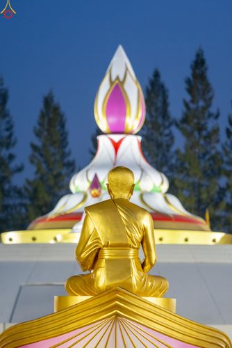 ภาพ No.292330:วันที่ 11 มกราคม พ.ศ. 2569 พิธีตักบาตรพระธรรมยาตรา ณ อนุสรณ์สถานคลองบางนางแท่น อ.สามพราน จ.นครปฐม ในโครงการธรรมยาตรา กตัญญูบูชา มหาปูชนียาจารย์ พระมงคลเทพมุนี(สด จนฺทสโร) พระผู้ปราบมาร อนุสรณ์สถาน 7 แห่ง ปีที่ 14