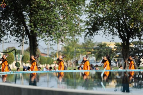 ภาพ No.287814:วันที่ 3 มกราคม พ.ศ. 2569 พิธีต้อนรับพระธรรมยาตรา ครั้งที่ 2 (ภาพชุดที่ 2) ในโครงการธรรมยาตรา กตัญญูบูชา มหาปูชนียาจารย์ พระมงคลเทพมุนี(สด จนฺทสโร) พระผู้ปราบมาร อนุสรณ์สถาน 7 แห่ง ปีที่ 14 ณ อนุสรณ์สถานมหาวิหารพระมงคลเทพมุนี (โลตัสแลนด์) อ.สองพี่น้อง จ.