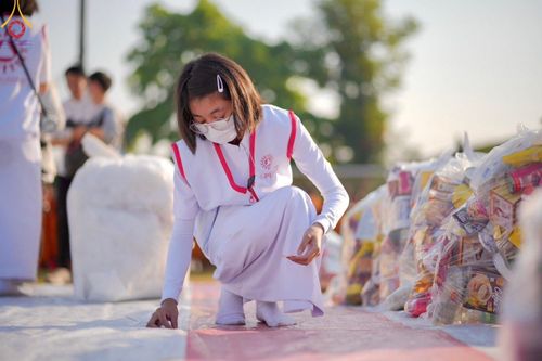 ภาพ No.205596:V.53 สารพัดV สารพัดดี ที่วัดโบสถ์บน ในโครงการธรรมยาตรา กตัญญูบูชา มหาปูชนียาจารย์ พระมงคลเทพมุนี(สด จนฺทสโร) พระผู้ปราบมาร อนุสรณ์สถาน 7 แห่ง ปีที่ 13 ระหว่างวันที่ 2-31 มกราคม พ.ศ. 2568