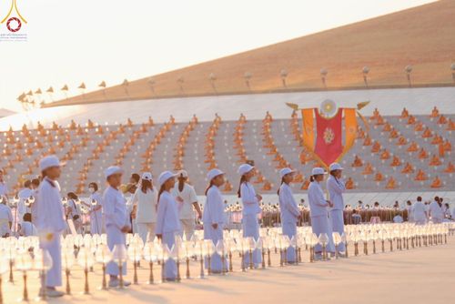 ภาพ No.125508:V.27 มาฆะ สาธุ  การรับบุญเตรียมงาน ปฎิบัติงาน เก็บงาน ของเจ้าหน้าที่หน่วยงานต่างๆ เพื่อวันมาฆบูชา วันเสาร์ที่ 24 กุมภาพันธ์  พ.ศ. 2567 ณ วัดพระธรรมกาย จ.ปทุมธานี