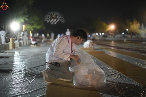 ภาพ No.121490:V.21 ลุยต่อ การเตรียมงาน เก็บงาน การรับบุญของเจ้าหน้าที่หน่วยงานต่างๆ เพื่อโครงการธรรมยาตรา กตัญญูบูชามหาปูชนียาจารย์ พระมงคลเทพมุนี (สด จนฺทสโร) พระผู้ปราบมาร อนุสรณ์สถาน 7 แห่ง ปีที่ 12 ระหว่างวันที่ 2 - 31 มกราคม พ.ศ.2567