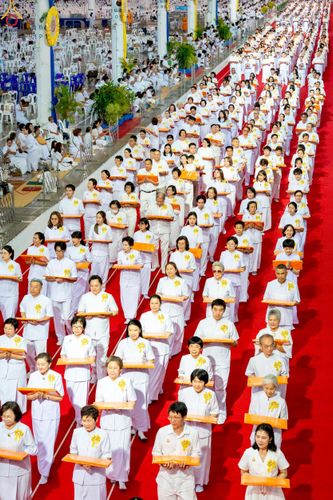 ภาพ No.240838:วันพุธที่ 27 สิงหาคม พ.ศ. 2568 พิธีทอดผ้าป่าเพื่อสร้างอาคาร  82 ปี หลวงพ่อธัมมชโย สมทบกฐินวัดพระธรรมกาย และกฐิน 30,000 วัดทั่วประเทศ ครั้งที่ 1