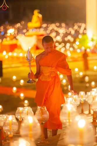 ภาพ No.160726:พิธีจุดประทีป 20,000 ดวง บูชาพระมหาธรรมกายเจดีย์ และบูชาพระมงคลเทพมุนี (สด จนฺทสโร) พระผู้ปราบมาร ณ ลานธรรม พระมหาธรรมกายเจดีย์ วัดพระธรรมกาย จ.ปทุมธานี วันที่ 10 ตุลาคม พ.ศ. 2567