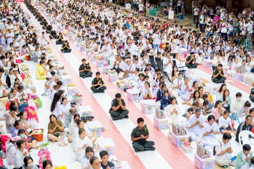 ภาพ No.245393:วันอาทิตย์ที่ 14 กันยายน พ.ศ. 2568 ตักบาตรพระ 555 รูป มหากุศล  น้อมถวายเป็นพุทธบูชา ณ หอนาฬิกาเบตง อ.เบตง จ.ยะลา