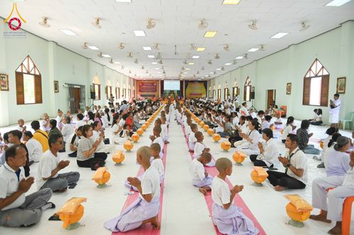 ภาพ No.318799:วันศุกร์ที่ 3 เมษายน พ.ศ.2569  บรรพชาสามเณรภาคฤดูร้อน ประจำปี 2569 (ปิดเทอมเติมธรรม) บูชาธรรม 82 ปี หลวงพ่อธัมมชโย  ณ วัดพระพุทธบาทราชวรมหาวิหาร อ.พระพุทธบาท จ.สระบุรี