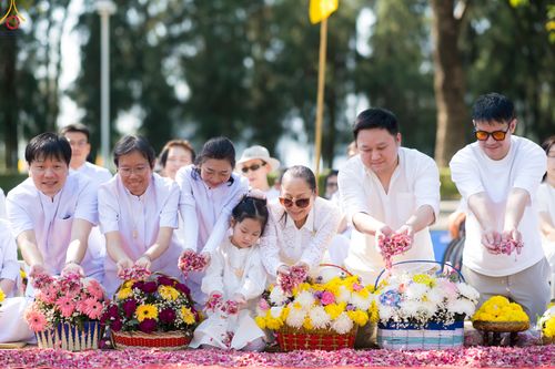 ภาพ No.279528:วันที่ 2 มกราคม พ.ศ.2569 พิธีต้อนรับพระธรรมยาตรา ครั้งที่ 1 ณ วัดพระธรรมกาย (วิหารหลวงปู่ - พระมหาธรรมกายเจดีย์)