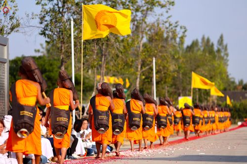 ภาพ No.289674:วันที่ 7 มกราคม พ.ศ. 2569 พิธีต้อนรับพระธรรมยาตรา ณ อนุสรณ์สถานลำดับที่ 2 สถานที่ตั้งมโนปณิธานบวชตลอดชีวิต อนุสรณ์สถานคลองบางนางแท่น อ.สามพราน จ.นครปฐม ในโครงการธรรมยาตรา กตัญญูบูชา มหาปูชนียาจารย์ พระมงคลเทพมุนี(สด จนฺทสโร) พระผู้ปราบมาร อนุสรณ์สถาน 7 แ