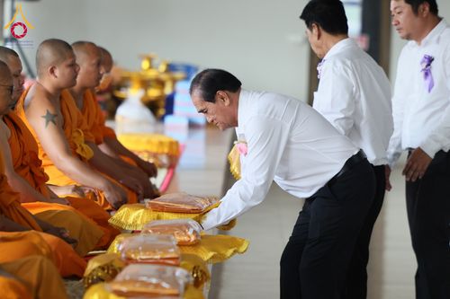 ภาพ No.300351:วันที่ 22 มกราคม พ.ศ. 2569 พิธีทอดผ้าป่าทำนุบำรุงศาสนสถาน ณ วัดรางกำหยาด ต.บางภาษี อ.บางเลน จ.นครปฐม ในโครงการธรรมยาตรา กตัญญูบูชา มหาปูชนียาจารย์ พระมงคลเทพมุนี(สด จนฺทสโร) พระผู้ปราบมาร อนุสรณ์สถาน 7 แห่ง ปีที่ 14