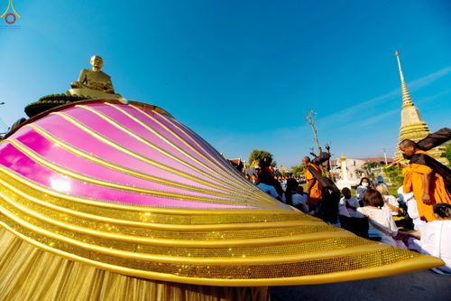 ภาพ No.292923:วันที่ 11 มกราคม พ.ศ. 2569 พิธีต้อนรับพระธรรมยาตรา ณ อนุสรณ์สถานลำดับที่ 3 (ภาพชุดที่ 2) สถานที่เกิดในเพศสมณะ วัดสองพี่น้อง อำเภอสองพี่น้อง จังหวัดสุพรรณบุรี ในโครงการธรรมยาตรา กตัญญูบูชา มหาปูชนียาจารย์ พระมงคลเทพมุนี(สด จนฺทสโร) พระผู้ปราบมาร อนุสรณ์สถ