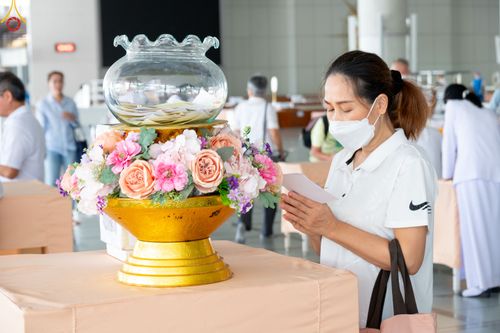 ภาพ No.83988:พิธีบุพเปตพลี ครั้งที่ 137 ร่วมอุทิศบุญกุศลแด่หมู่ญาติที่ล่วงลับไปแล้ว และสืบทอดอายุพระพุทธศาสนา ในวันจันทร์ที่ 17 กรกฎาคม พ.ศ. 2566 ณ หอฉันคุณยายอาจารย์ฯ วัดพระธรรมกาย