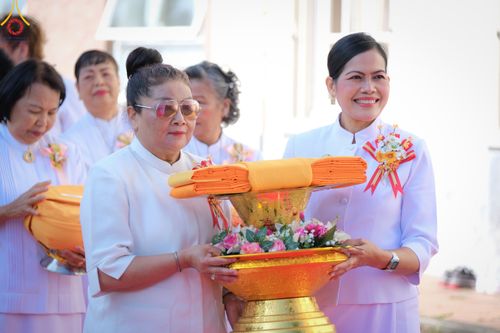 ภาพ No.83825:พิธีเวียนประทักษิณ,พิธีบรรพชาและพิธีอุปสมบทหมู่ ในโครงการอบรมพระธรรมทายาทในทวีปยุโรป  รุ่นที่ 9 วันอาทิตย์ที่ 16 กรกฎาคม พ.ศ. 2566 ณ วัดพระธรรมกายเบเนลักซ์  ประเทศเบลเยียม