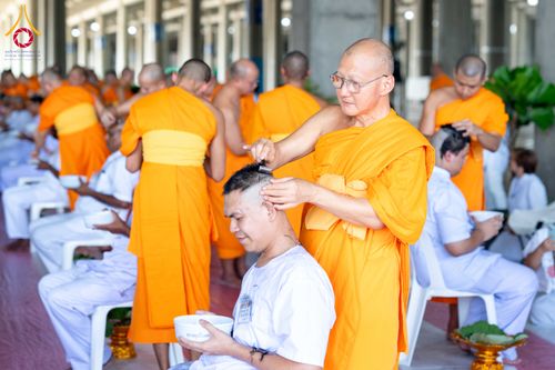 ภาพ No.339826:วันที่ 19 กรกฎาคม พ.ศ.2569 พิธีตัดปอยผม โครงการบวชพระนานาชาติ AEC และ WAB รุ่นที่ 10 THE AEC & INTERNATIONAL ORDINATION PROGRAM ณ มหารัตนวิหารคด 30 วัดพระธรรมกาย ปทุมธานี