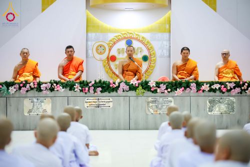 ภาพ No.317539:วันอาทิตย์ ที่ 29 มีนาคม พ.ศ.2569  พิธีปลงผม , พิธีขอขมามอบบาตรและผ้าไตร , พิธีบรรพชา ณ ศูนย์ปฏิบัติธรรมสมุทรปราการ จำนวน 42 รูป