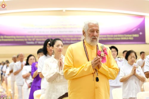 ภาพ No.311930:วันอังคารที่ 3 มีนาคม พ.ศ.2569 พิธีมอบโล่วัชรเกียรติยศ โครงการตอบปัญหาธรรมะทางก้าวหน้า ครั่งที่ 43, พิธีมอบโล่วัชรเกียรติยศ โครงการสอบตอบปัญหาศีลธรรม เพื่อสันติภาพโลก (World-Pec) ครั้งที่ 19 ณ สภาธรรมกายสากล วัดพระธรรมกาย