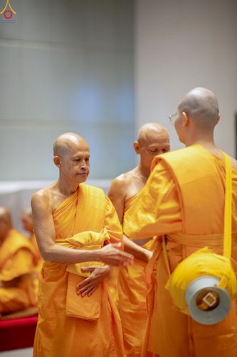 ภาพ No.335404:วันเสาร์ที่ 13 มิถุนายน พ.ศ.2569 พิธีขอบรรพชา , พิธีขอสรณคมน์และศีล , พิธีถวายบาตร , พิธีอุปสมบท โครงการอุปสมบทหมู่ผู้บริหาร รุ่นที่ 16 , โครงการอุปสมบทหมู่ธรรมทายาท  ระดับอุดมศึกษา รุ่นที่ 53 (ภาคฤดูฝน) ณ โบสถ์พระไตรปิฏก วัดพระธรรมกาย