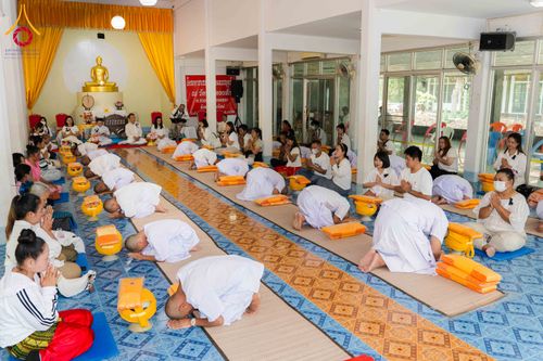 ภาพ No.318904:วันจันทร์ที่ ๖ เมษายน พ.ศ.๒๕๖๙  โครงการบรรพชาสามเณรภาคฤดูร้อน ประจำปี ๒๕๖๙  บูชาธรรม ๘๒ ปี หลวงพ่อธัมมชโย  ณ วัดห้วยตองสัก อำเภอจอมทอง จังหวัดเชียงใหม่