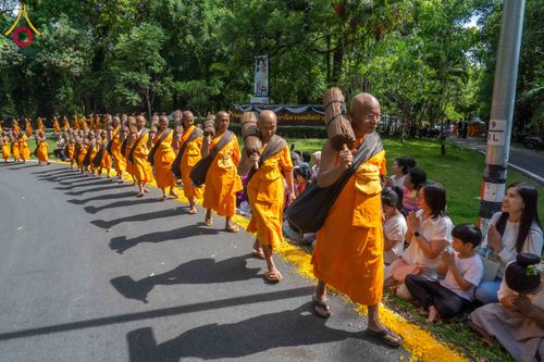 ภาพ No.329155:วันเสาร์ที่ 16 พฤษภาคม พ.ศ.2569 ธรรมยาตรา เดินดูดวงขึ้นดอยฉลองแชมป์บาลี วัดบ้านขุน อำเภอฮอด จังหวัดเชียงใหม่