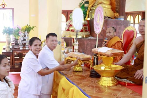 ภาพ No.258767:วันที่ 18 ตุลาคม พ.ศ. 2568 พิธีทอดกฐินสามัคคีทั่วไทย 30,000 วัด โดยคณะศิษยานุศิษย์ บูชาธรรม 81 ปี หลวงพ่อธัมมชโย ณ วัดซับสมบูรณ์ ตำบลโนนดินแดง อำเภอโนนดินแดง จังหวัดบุรีรัมย์