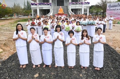 ภาพ No.96119:กฐินสามัคคี ฉลองวิหารพระมงคลเทพมุนี (สด จนฺทสโร) ณ ศูนย์ปฏิบัติธรรมภาคใต้ อ.บางกล่ำ จ.สงขลา วันที่ 19 พฤศจิกายน พ.ศ. 2566