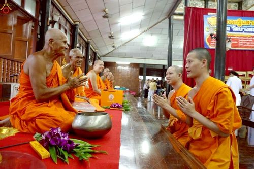 ภาพ No.265179:วันที่ 12 ตุลาคม พ.ศ. 2568 พิธีทอดกฐินสามัคคีทั่วไทย ณ วัดบางสะแก ต.บางสะแก อ.บางคนที จ.สมุทรสงคราม โดยคณะศิษยานุศิษย์ บูชาธรรม 81 ปี หลวงพ่อธัมมชโย