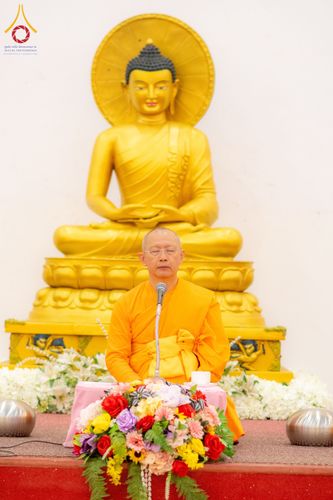 ภาพ No.210158:วันพฤหัสบดีที่ 6 มีนาคม พ.ศ. 2568 ตักบาตรฉลองสามเณรใหม่ โครงการบรรพชาสามเณรท้องถิ่นชาวเนปาล 500 รูป ณ ลุมพินี ประเทศเนปาล