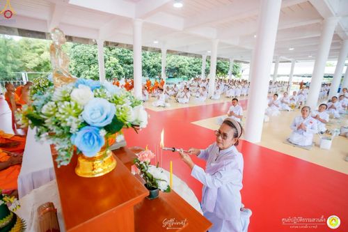 ภาพ No.248402:วันที่ 26-28 กันยายน พ.ศ. 2568 โครงการอบรมอุบาสกแก้ว อุบาสิกาแก้ว รุ่นที่ 3 ผู้แทนทอดกฐินสามัคคีทั่วไทย 30,000 วัด บูชาธรรม 81 ปี หลวงพ่อธัมมชโย ณ ศูนย์ปฏิบัติธรรมสวนผึ้ง จ.ราชบุรี