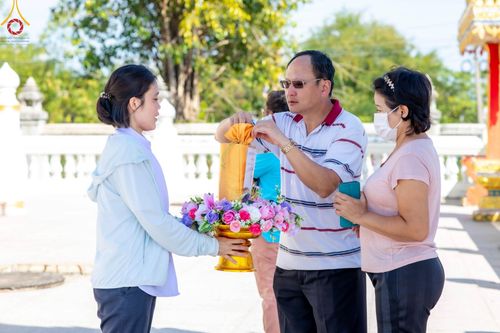 ภาพ No.95997:พิธีทอดกฐินสามัคคีทั่วไทย 5,000 วัด ณ วัดนพรัตนาราม จ.ปทุมธานี วันที่ 19 พฤศจิกายน พ.ศ. 2566