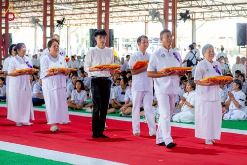 ภาพ No.265962:วันพุธที่ 5 พฤศจิกายน พ.ศ. 2568 (วันพระ ขึ้น 15 ค่ำ เดือน 12) พิธีทอดกฐิน ณ พุทธอุทยานนานาชาติ  อ.โพนพิสิย จ.หนองคาย