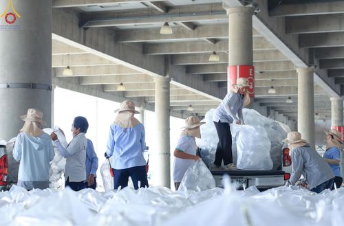 ภาพ No.122356:V.23 อีกนิด การเตรียมงาน เก็บงาน การรับบุญของเจ้าหน้าที่หน่วยงานต่างๆ เพื่อโครงการธรรมยาตรา ปีที่ 12 ระหว่างวันที่ 2 - 31 มกราคม พ.ศ. 2567