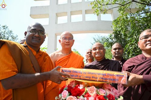 ภาพ No.263261:วันที่ 14 ตุลาคม พ.ศ. 2568 กฐินวัดถ้ำพุทธตรีรัศมี เมืองนาสิก รัฐมหาราษฎร์ ประเทศอินเดีย 