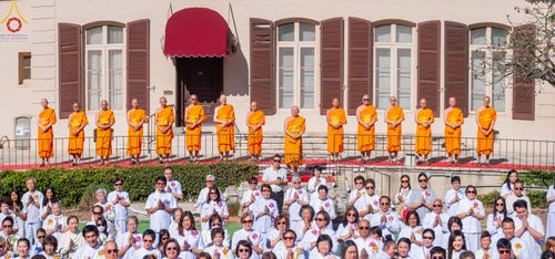 ภาพ No.100286:พิธีทอดกฐินบรมจักรพรรดิ ณ วัดพระธรรมกายแคลิฟอร์เนีย เมืองอาซูซ่า รัฐแคลิฟอร์เนีย ประเทศสหรัฐอเมริกา วันอาทิตย์ที่ 12 พฤศจิกายน พ.ศ. 2566