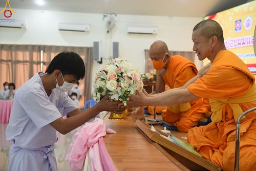 ภาพ No.101003:พิธีตัดปอยผมและปลงผมธรรมทายาท โครงการอุปสมบทบูชาธรรมมหาปูชนียาจารย์ พ.ศ. 2566 ณ ศูนย์อบรมจังหวัดสระบุรี วันเสาร์ที่ 2 ธันวาคม พ.ศ. 2566