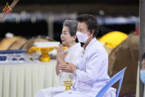 ภาพ No.76155:พิธีกลั่นแผ่นดินสร้างมหาเจดีย์ปัตตานี , พิธีตักบาตรแด่พระภิกษุสงฆ์ 159 รูป ,  พิธีทอดผ้าป่า , พิธีโปรยรัตนชาติ ,  พิธีจุดประทีปถวายเป็นพุทธบูชา ณ ศูนย์อบรมเยาวชนปัตตานี จ.ปัตตานี วันอาทิตย์ที่ 5 กุมภาพันธ์ พ.ศ.2566