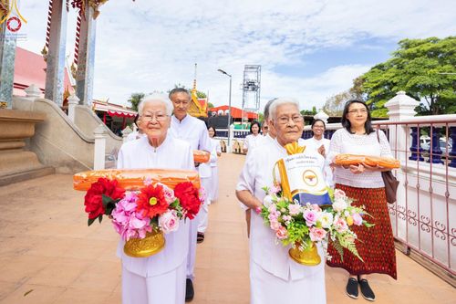 ภาพ No.98740:พิธีทอดกฐินสามัคคีทั่วไทย 5,000 วัด ณ วัดกุ่มแต้ อ.อุทัย จ.พระนครศรีอยุธยา วันอาทิตย์ที่ 26 พฤศจิกายน พ.ศ. 2566